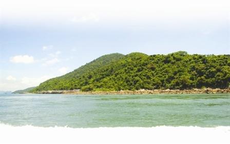 L’île de Ba Mùn, perle verte de la baie de Bai Tu Long